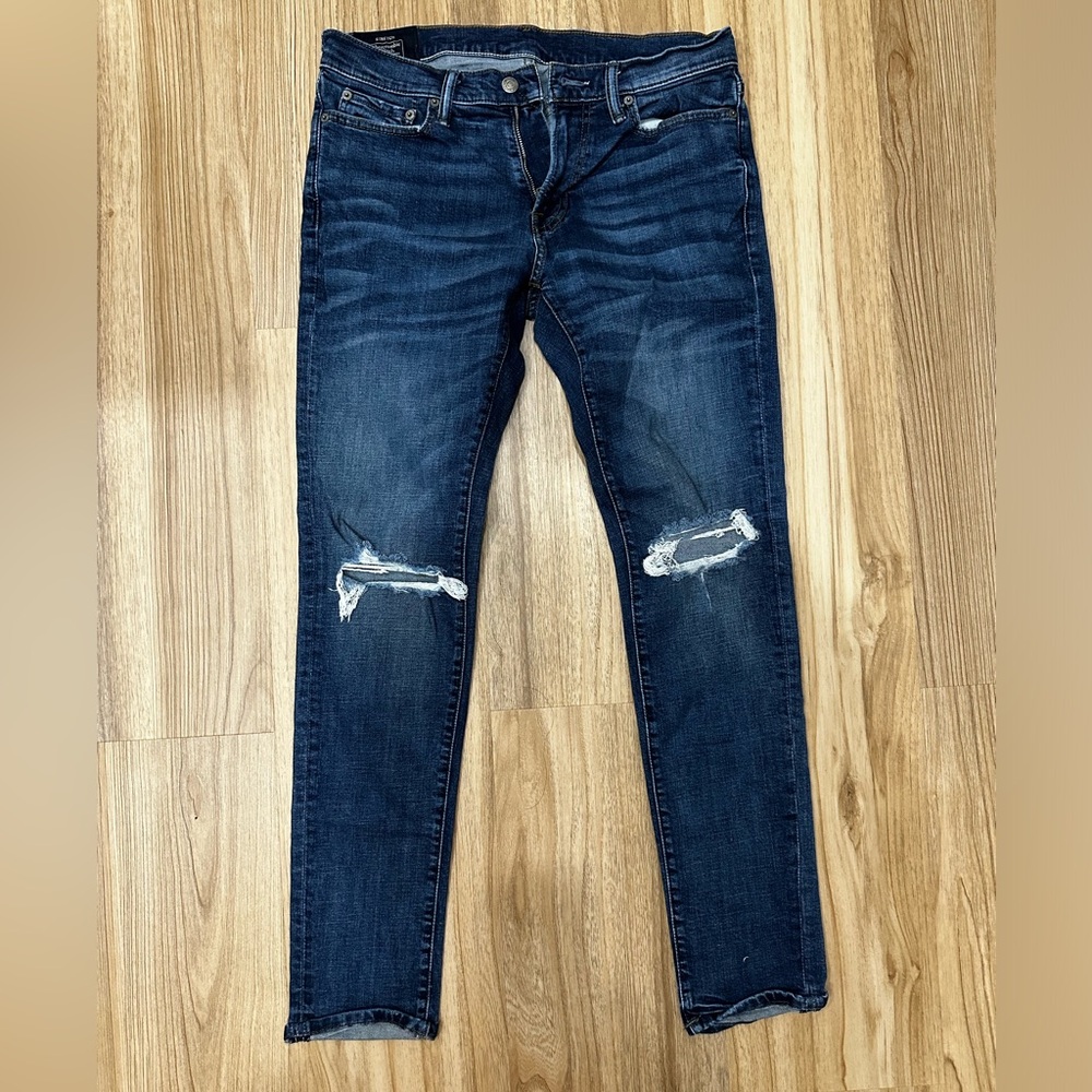 American Eagle Jeans Mens 32x34 Distressed Dark Wash Blue Denim Pants